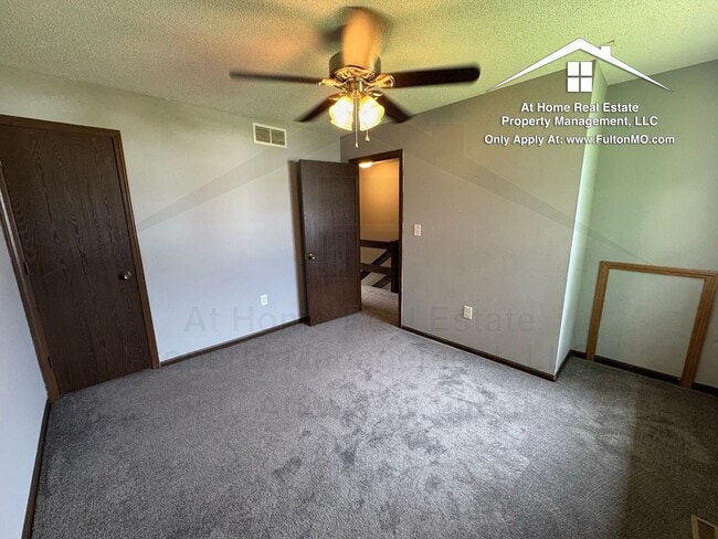 Building Photo - 533 Collier Ln