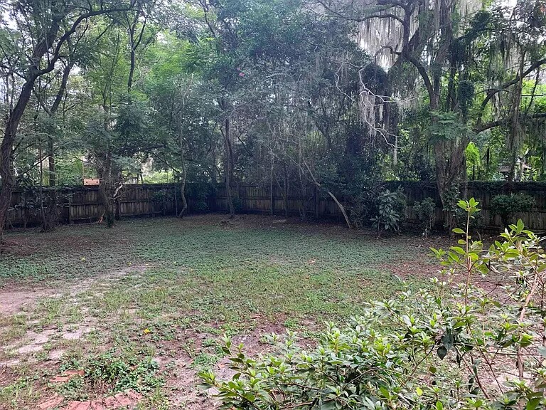 Building Photo - 302 NW 13th Ave