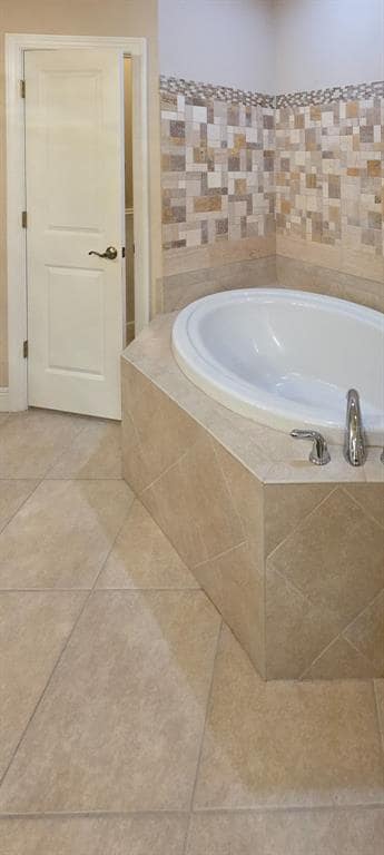 Building Photo - 4960 Anniston Cir