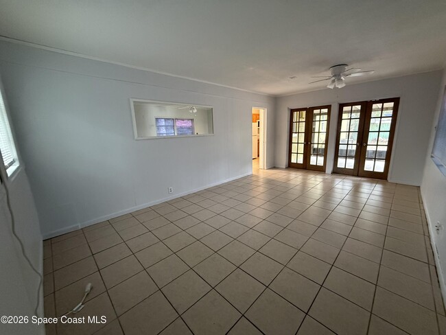 Building Photo - 1218 Willow Ln