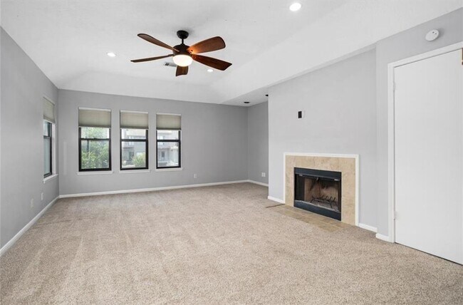 Building Photo - 18104 Starboard Dr