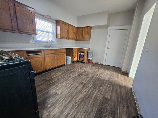 Building Photo - 2 Bedroom Home in Bloomington