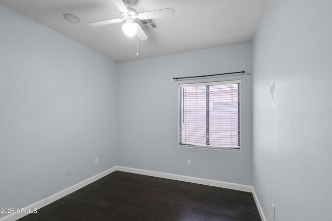 Building Photo - 2057 E Riviera Dr