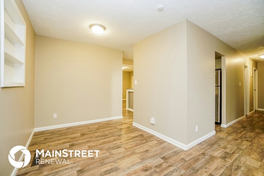 Building Photo - 1570 Wilton Dr