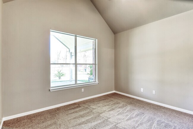 Building Photo - 7502 Wedgewood Dr