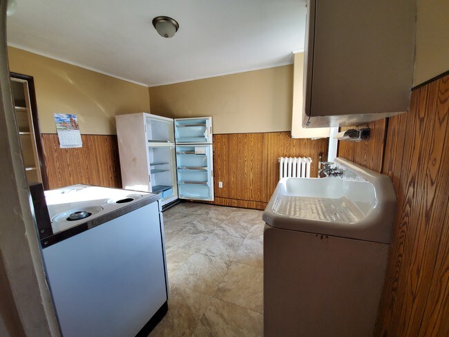 Third Floor Kitchen - 940 N 11th St