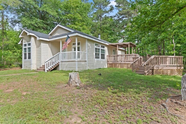 Building Photo - 11784 FM Rd 16