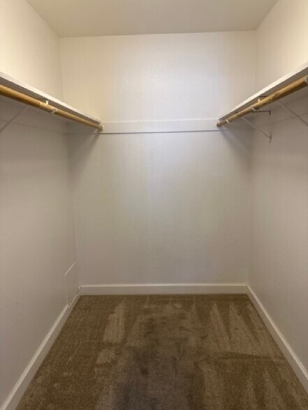 Building Photo - 755 14th Ave