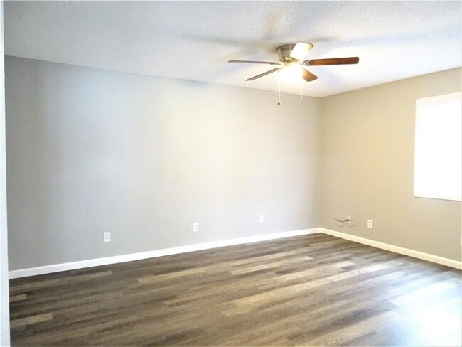 Building Photo - 22070 Flanagan Cir