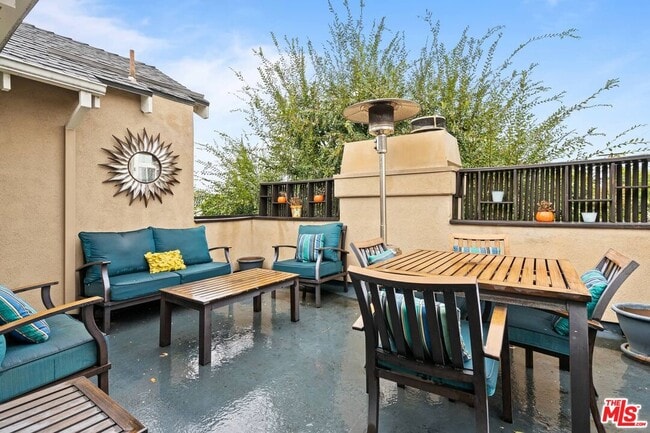 Building Photo - 4371 Troost Ave