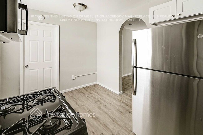 Building Photo - 415 Cheyenne Dr