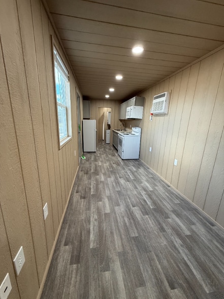 Building Photo - 1041 FM 1287