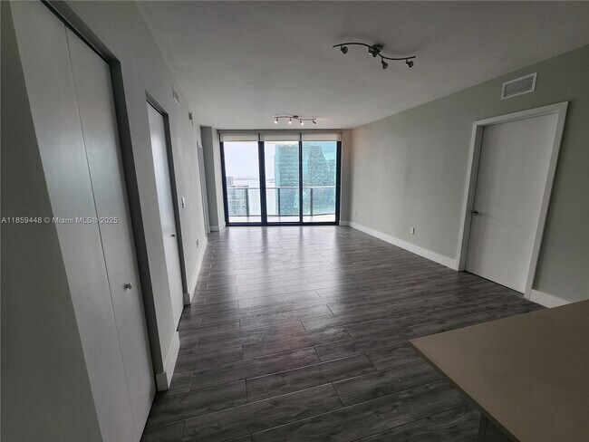 Building Photo - 1300 S Miami Ave