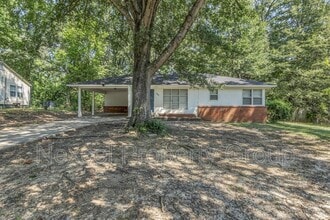 Building Photo - 800 Lydgate Rd