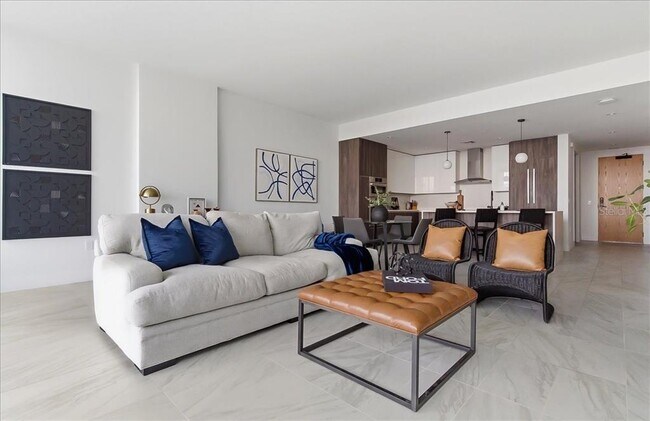 Building Photo - 777 3rd Ave N