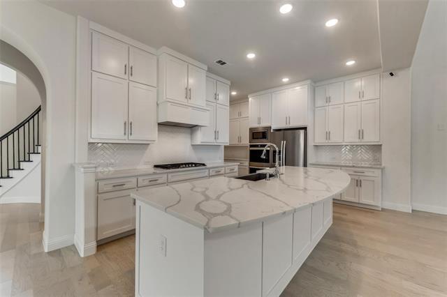 Building Photo - 4601 Parkridge Dr