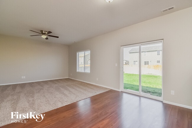 Building Photo - 6632 Kearsarge Dr