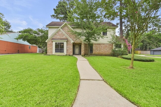 Building Photo - 3735 Pineleaf Dr