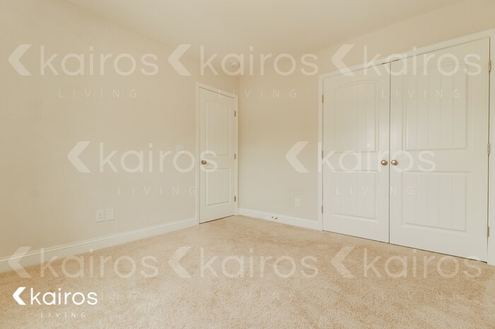 Building Photo - 407 Ferguson Ln