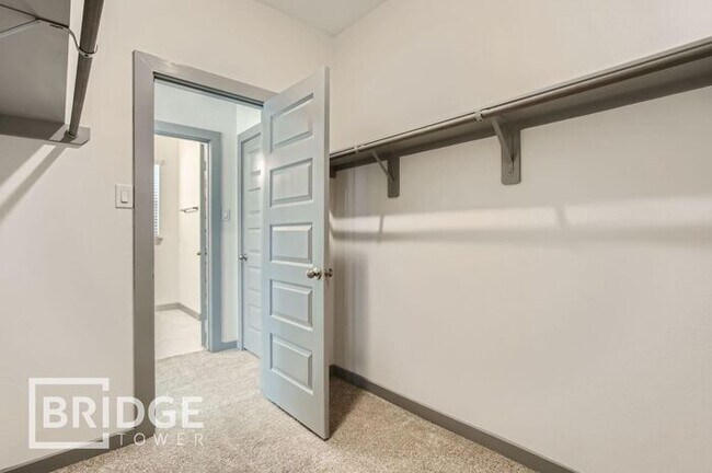 Building Photo - BRISTOL PLAN