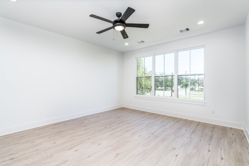 Building Photo - 6426 Highland Pine Ln