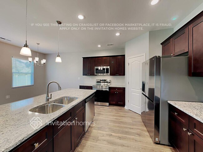 Building Photo - 9907 Paper Tree Rd