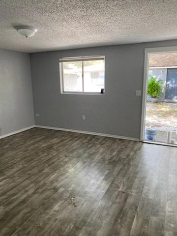 Building Photo - 903 34th Ave W