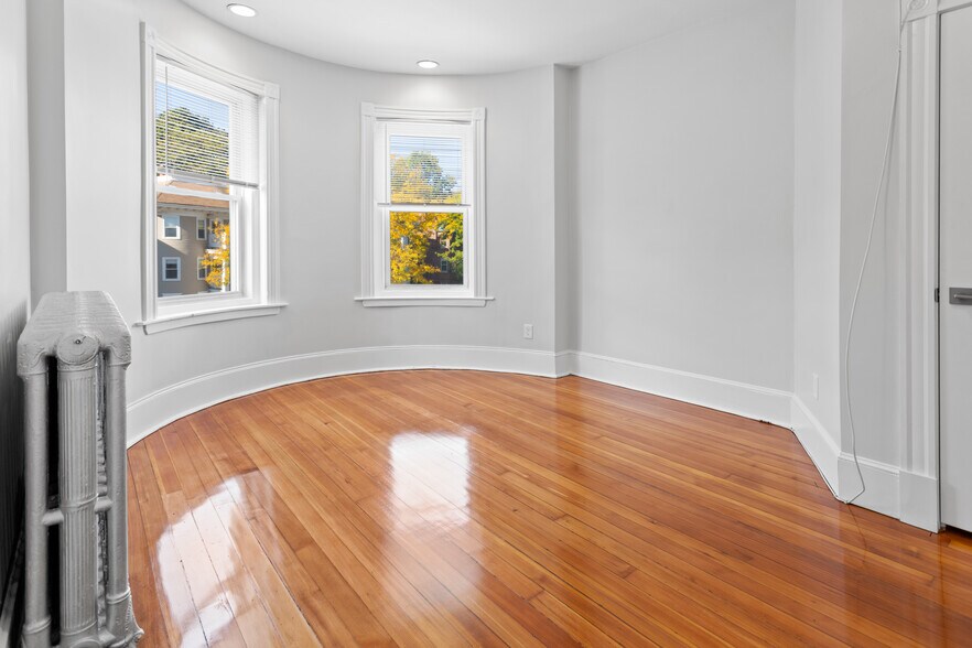 Primary Photo - 510 Talbot Ave