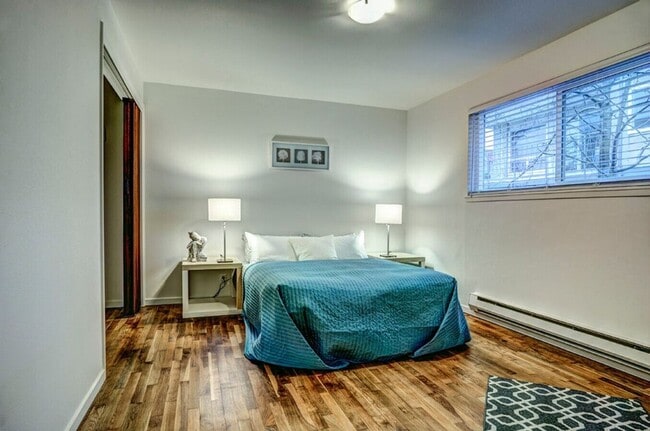 Interior Photo - The Standard