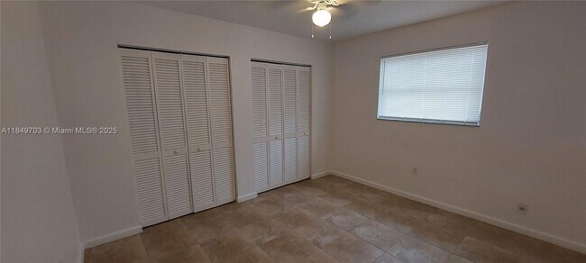 Building Photo - 2190 NW 87th Ln