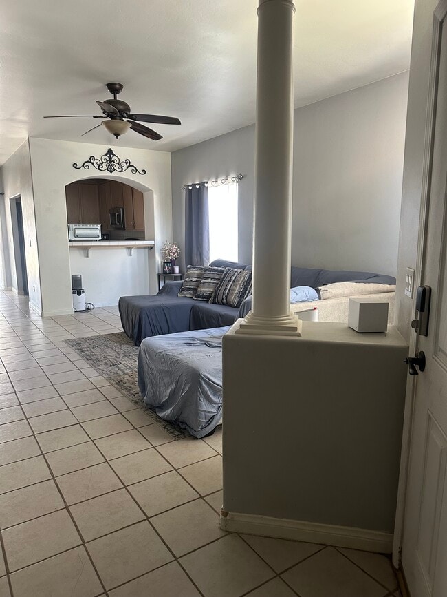 Building Photo - 6717 Pompadour Ct