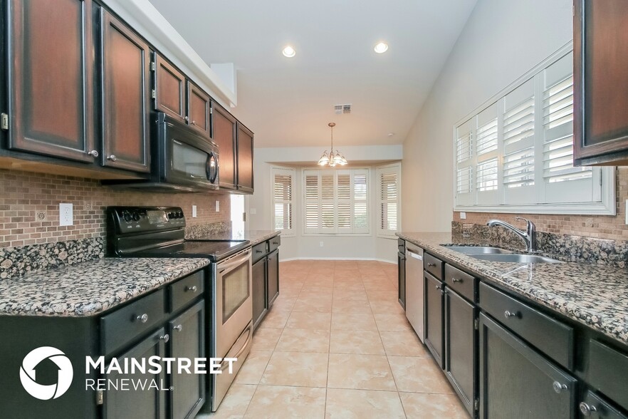 Building Photo - 153 S Orlando