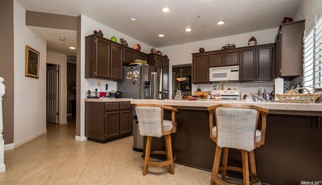 Building Photo - Convenient 3 Bed Home in Sycamore Ranch, Woodland, Near Bel Air Market & Pioneer High