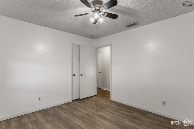 Building Photo - 5639 Johnson Rd