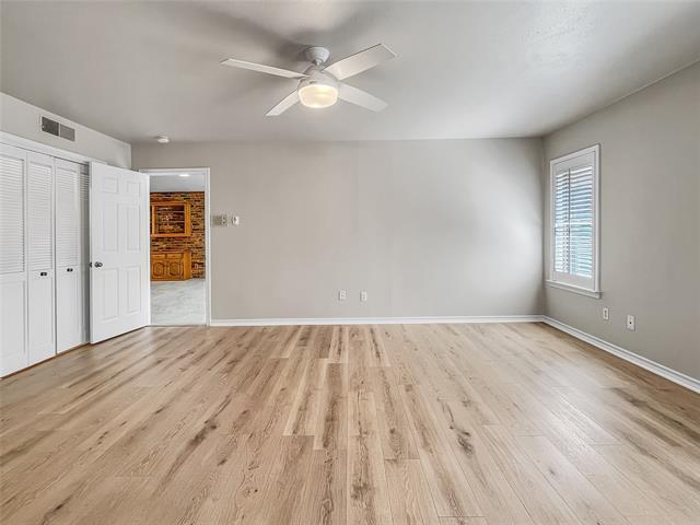 Building Photo - 7608 Meadow Oaks Dr