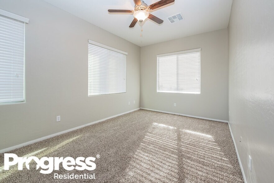 Building Photo - 9333 Flowering Tulip Ave