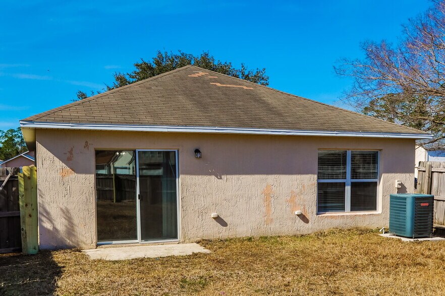Building Photo - 3640 Alec Dr