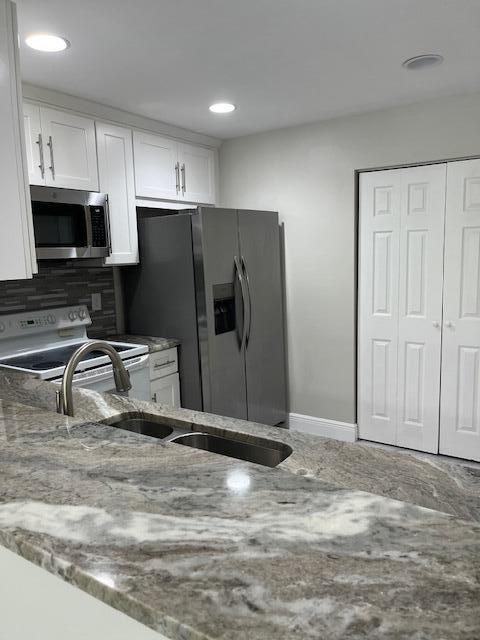 Primary Photo - 9826 Kamena Cir