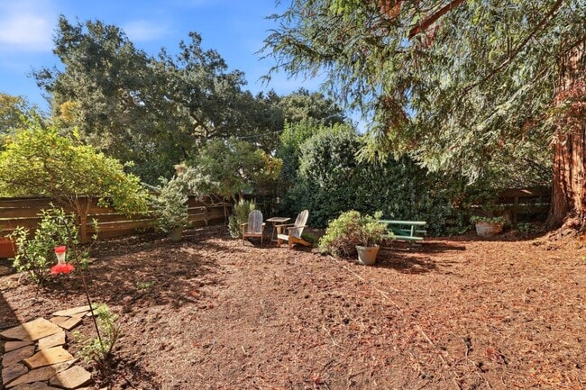 Building Photo - 429 Pope St