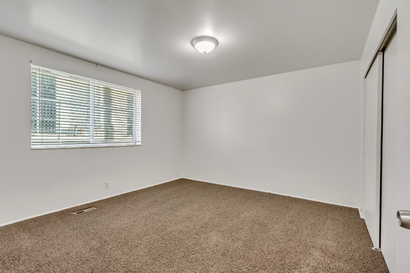 Building Photo - 2111 E 3300 S