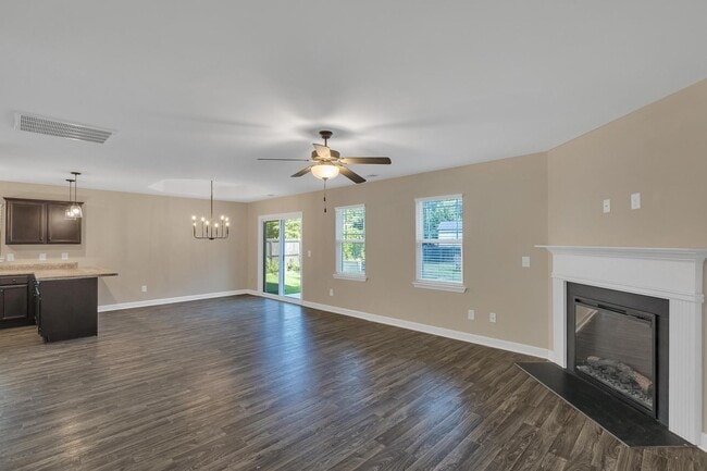 Building Photo - 630 Osprey Landing Dr