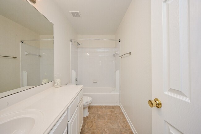 Building Photo - 4922 Kale Garden Ct