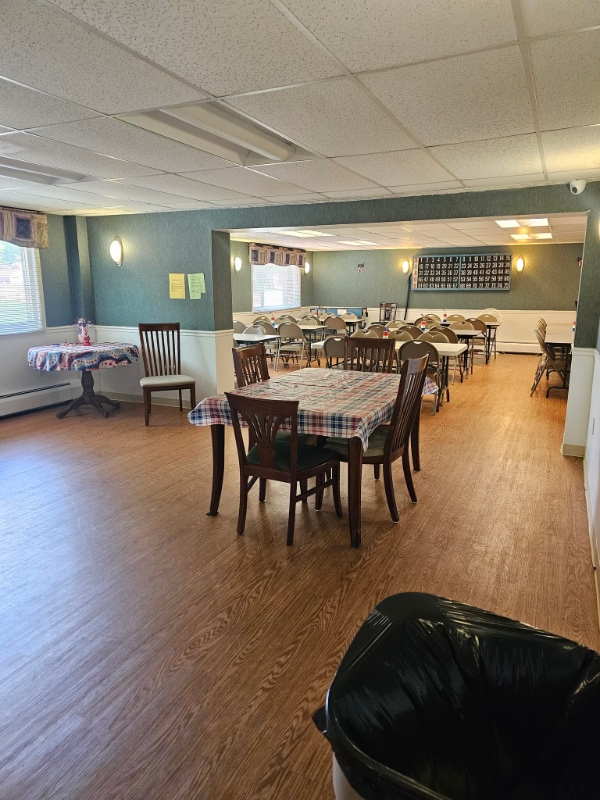 Building Photo - 1380 Arbor Ave SE