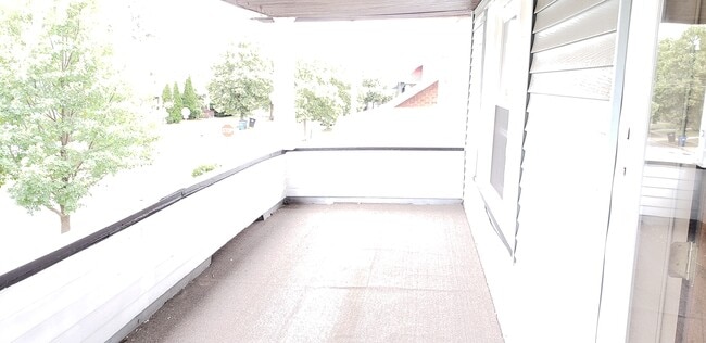 Building Photo - 2119 Waterbury Rd