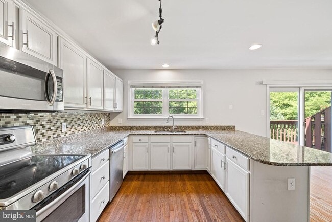 Building Photo - 203 Princeton Cir