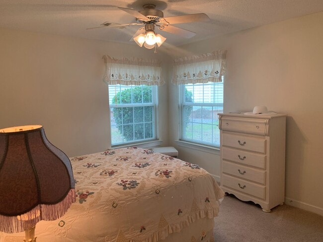 Building Photo - Beautiful, 1st Floor Unfurnished,  Bedroom Condo at Riverwoods in Murrells Inlet!