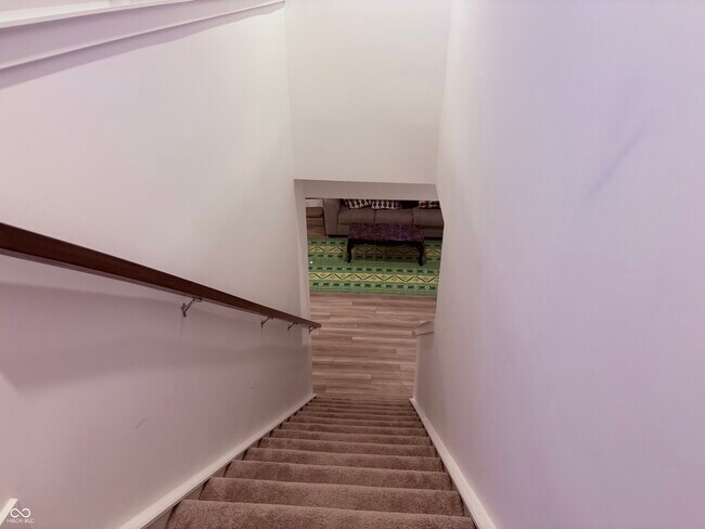 Building Photo - 5916 Sunstone Rd