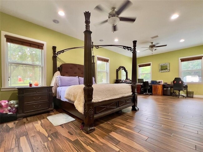 Building Photo - 3900 Reaves Rd