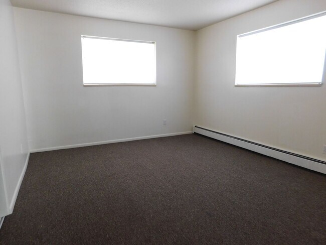 Building Photo - Redlands Home with Great Views