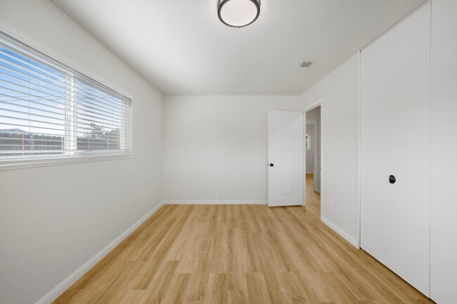Building Photo - 4055 Draco Dr